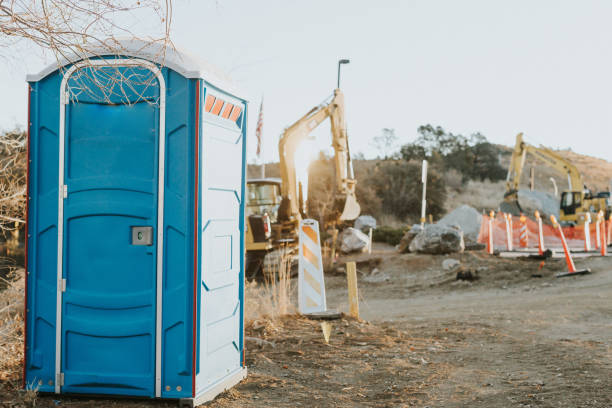 Best Construction site porta potty rental  in Rialto, CA